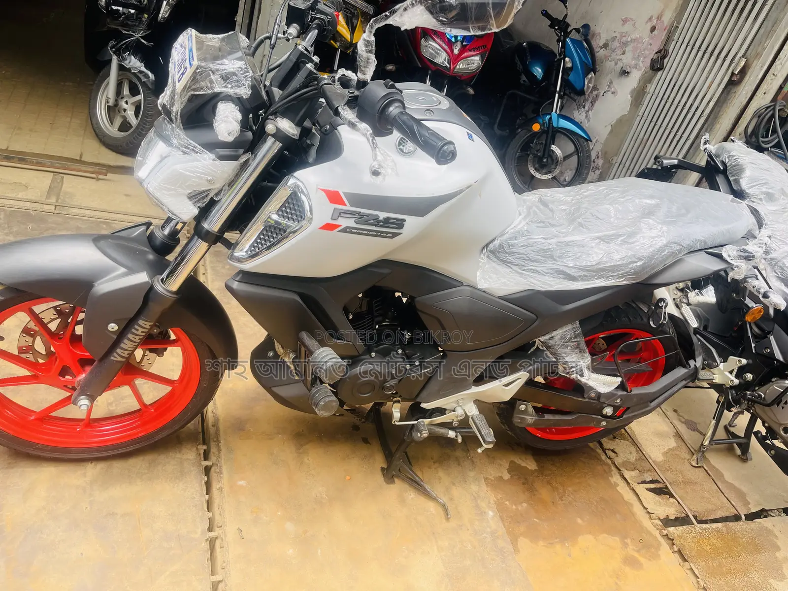 Yamaha 2026 White