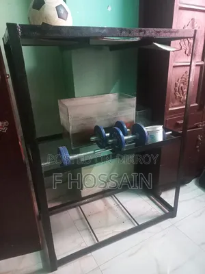 Aquarium Stand and Fish
