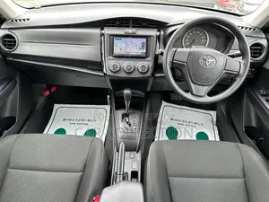 টয়োটা এক্সিও ২০২১ হোয়াইট