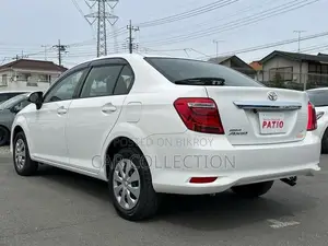 টয়োটা এক্সিও ২০২১ হোয়াইট
