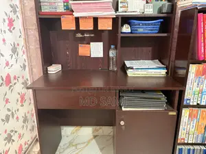 HATIL ZITS 105 Reading Table