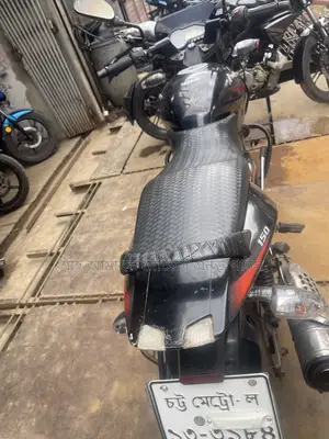 বাজাজ পালসার ১৫০ ২০১৭ ব্ল্যাক