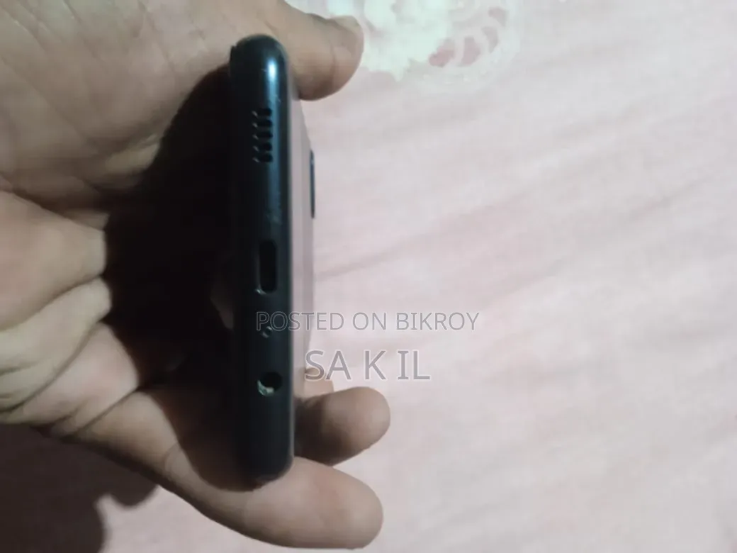 Samsung Galaxy A12 64 GB Black