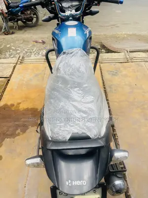 হিরো গ্ল্যামার ২০২৪ ব্লু