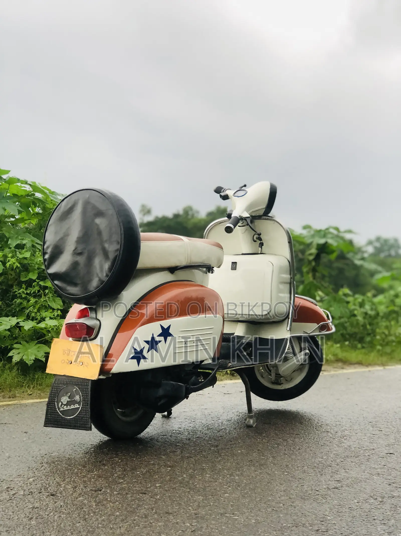 Bajaj Chetak 1989 White