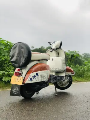 Bajaj Chetak 1989 White