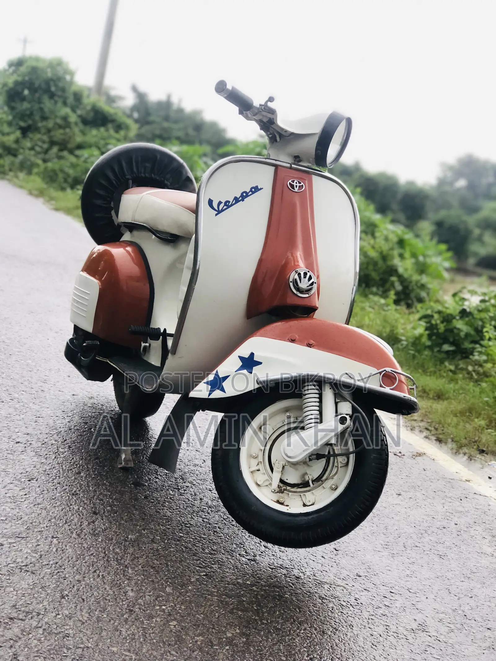 Bajaj Chetak 1989 White
