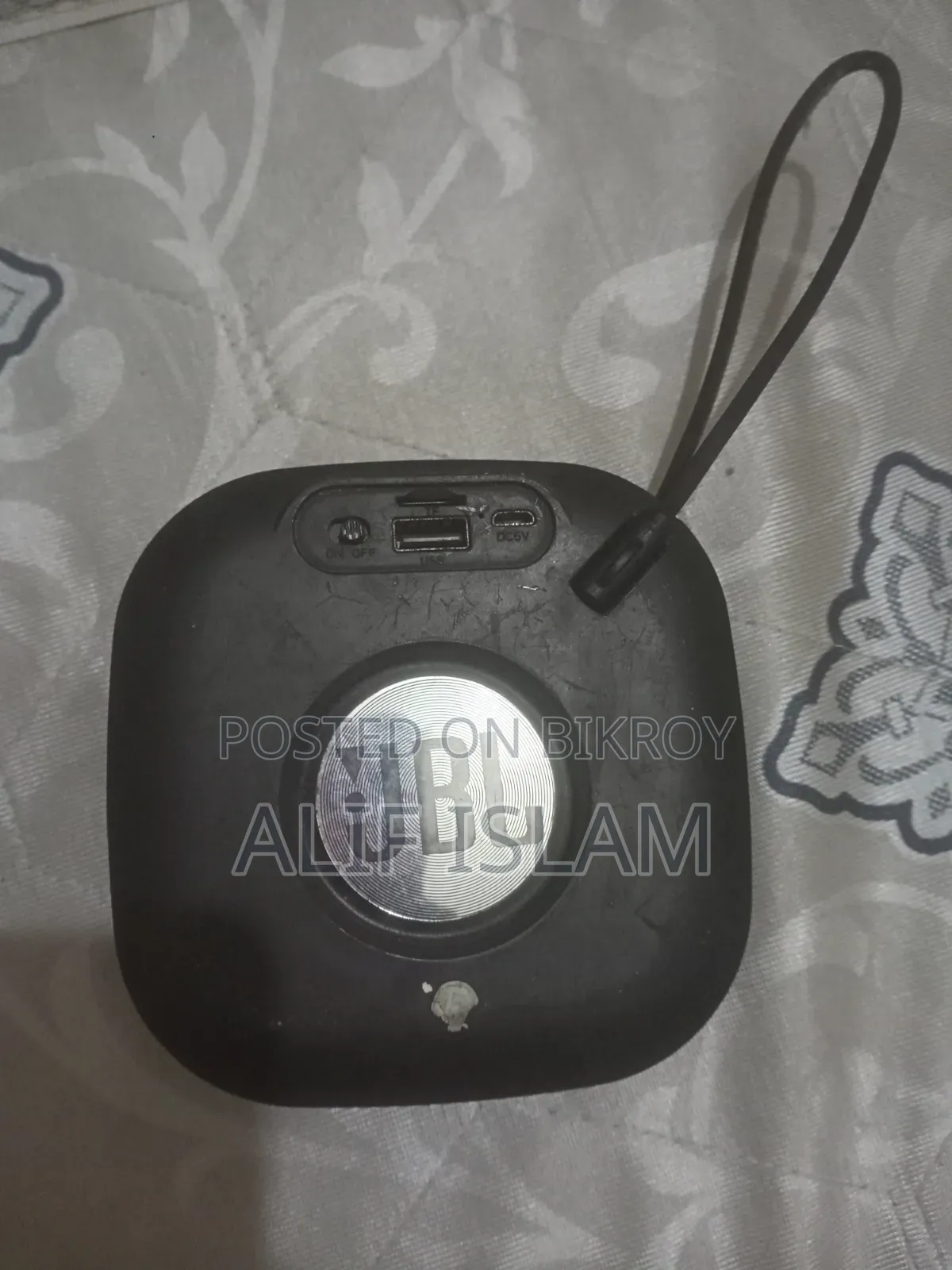 জেবিএল স্পিকার