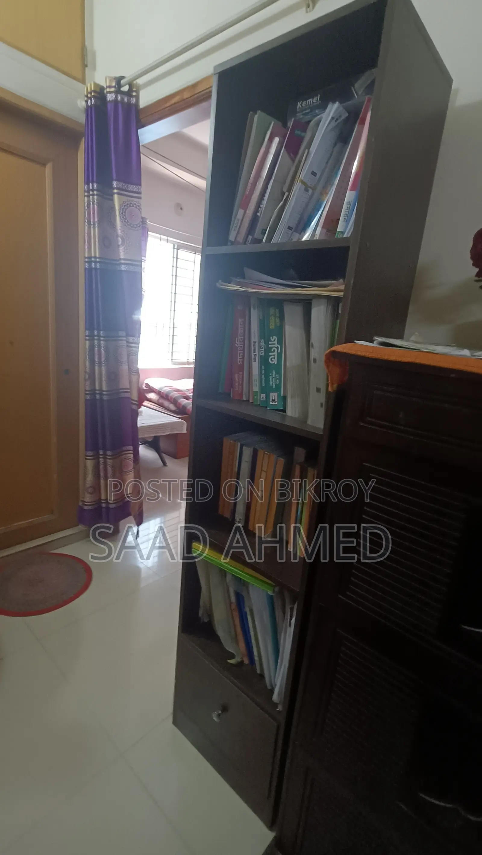 বাসায় ব্যবহৃত আলমারি এবং বুকশেল বিক্রয়