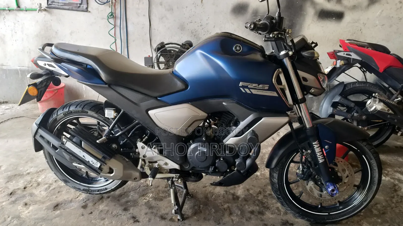 ইয়ামাহা এফজেড ২০২৩ নীল