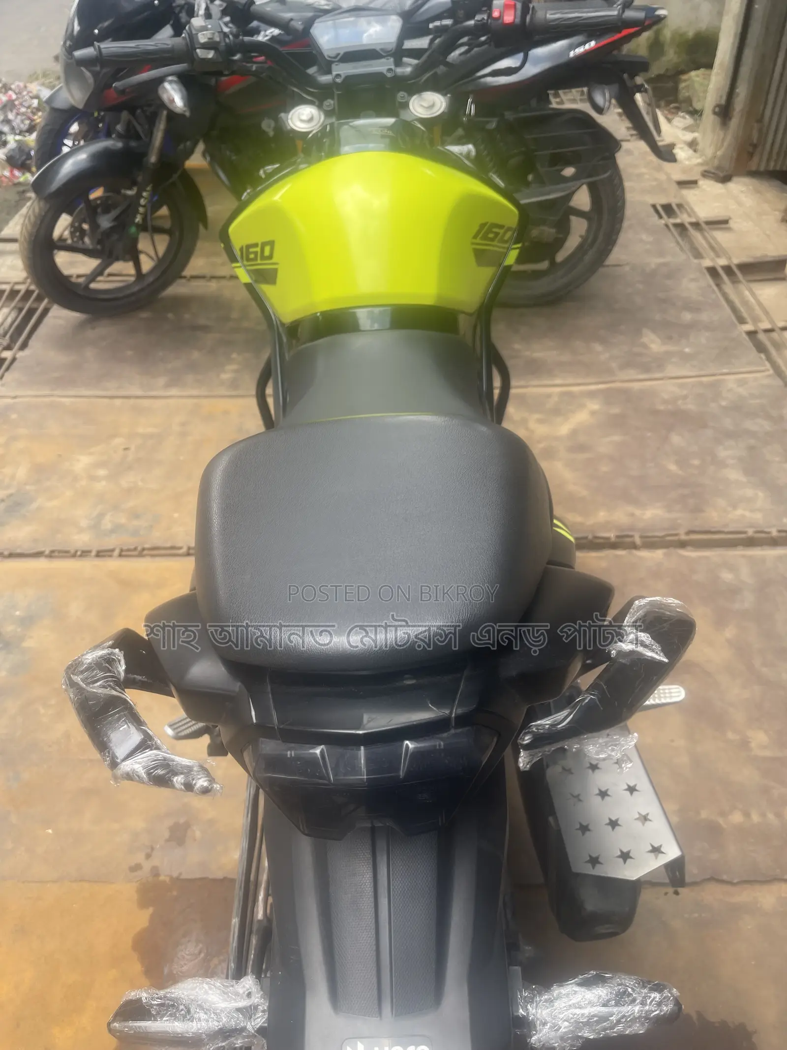 Hero Thriller 160R 4V 2026 Green