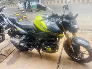 Hero Thriller 160R 4V 2026 Green