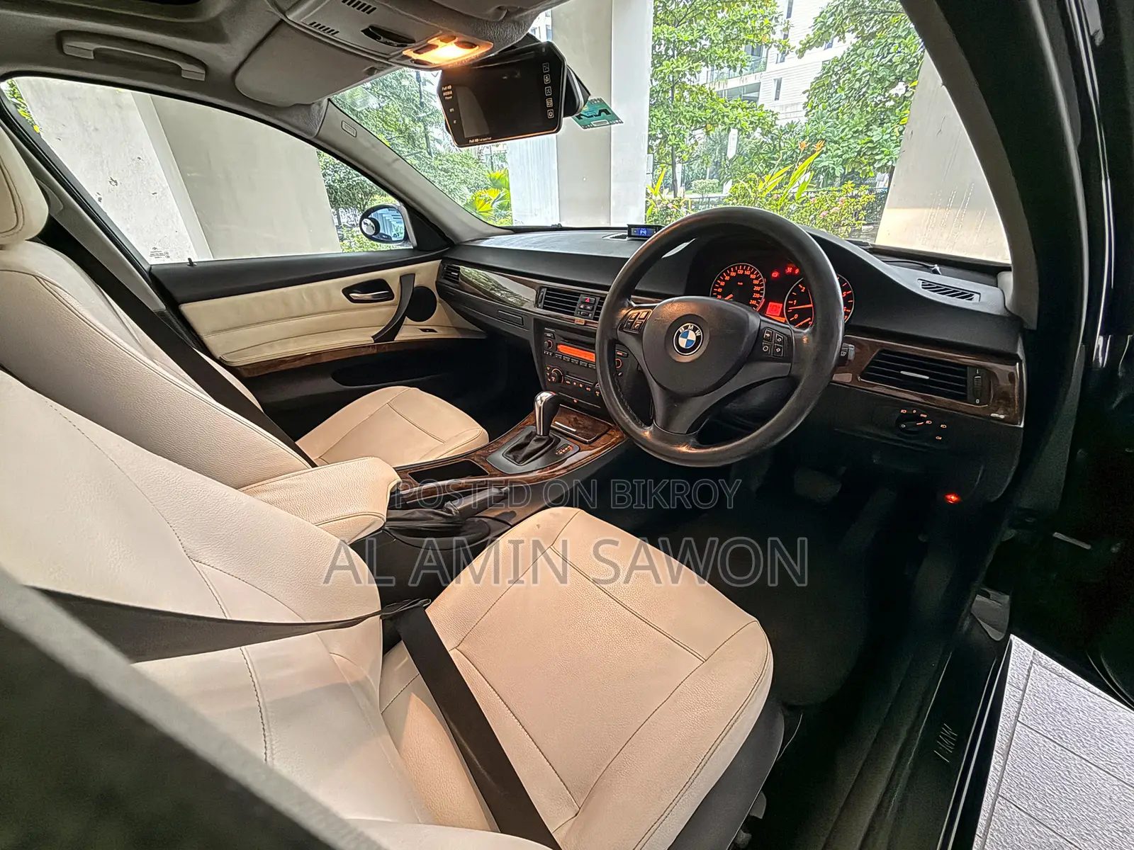 BMW 3 Series 320i RWD 2005 Black