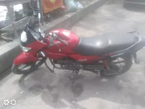 Honda 2022 লাল