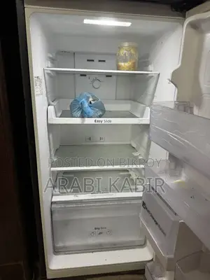 Samsung Refrigerator for Sale Model Rt29