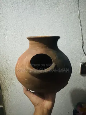 Large Bird Nesting Pot