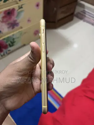 Apple iPhone XR 64 GB Yellow