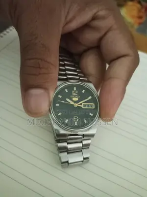 Seiko 5 ঘড়ি