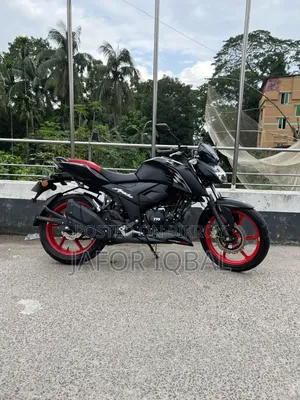 New TVS Apache RTR 160 4V Fi 2024 Black