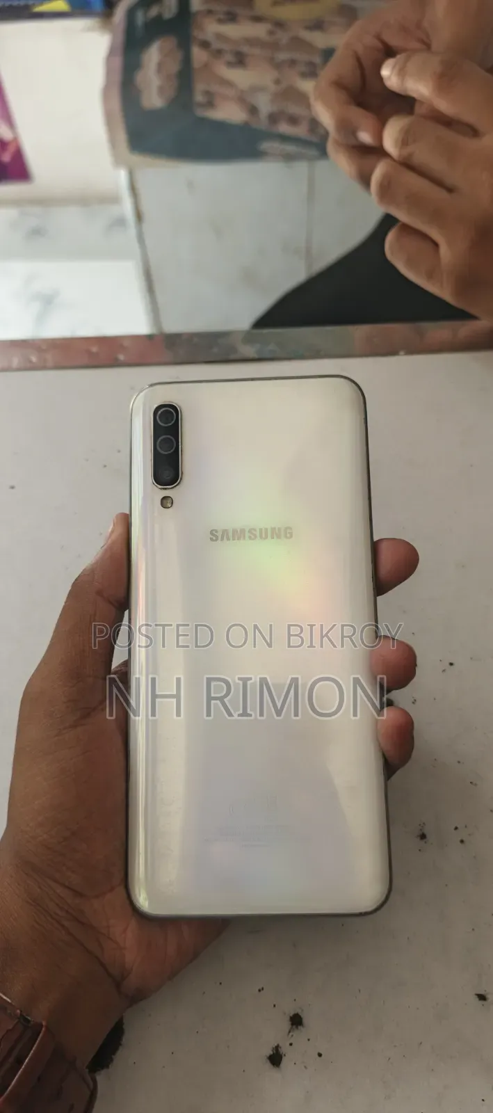 Samsung Galaxy A50 128 GB White