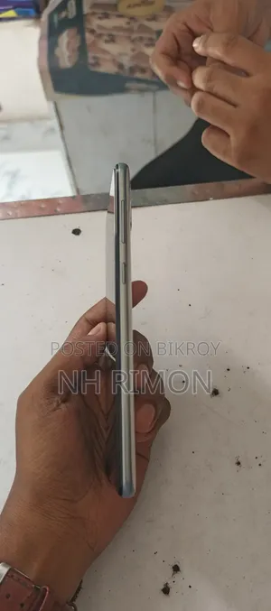 Samsung Galaxy A50 128 GB White
