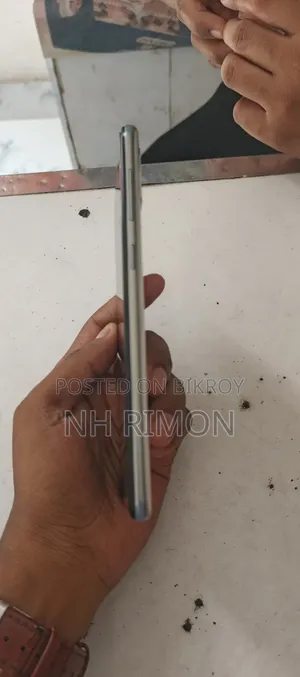Samsung Galaxy A50 128 GB White