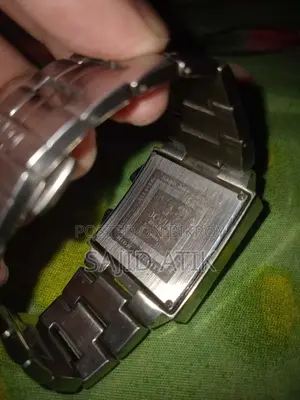 এই ঘড়িটি সেল করা হবে