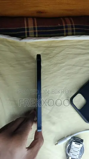 অ্যাপল আইফোন ১২ ৬৪ জিবি ব্লু