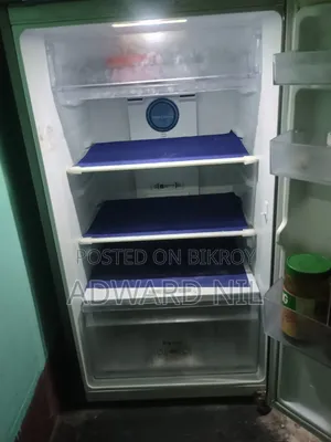 জরুরি প্রয়োজনে ফ্রিজ বিক্রি