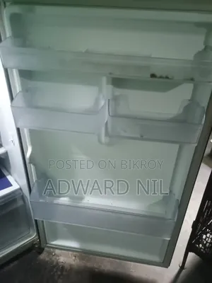 জরুরি প্রয়োজনে ফ্রিজ বিক্রি