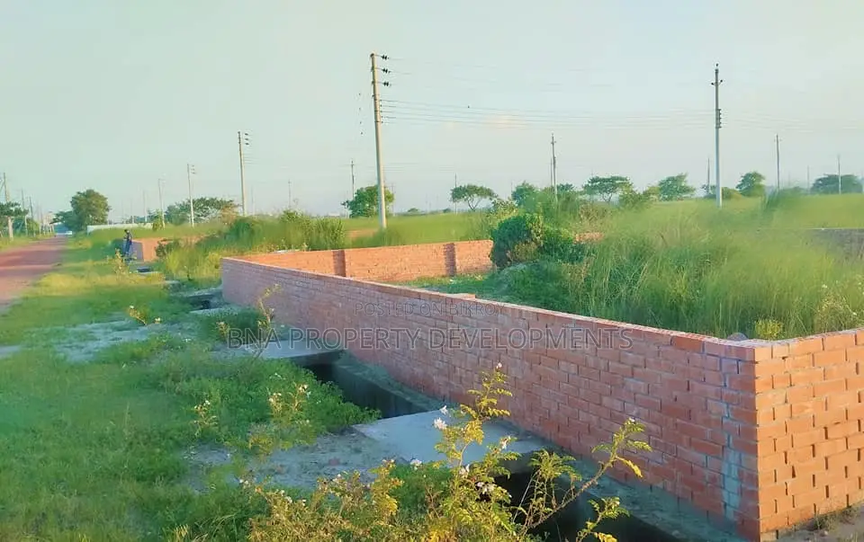 পি ব্লক বসুন্ধরা আর/এ | সিরিয়াল-২৪০০ | ৫ কাঠার প্লট বিক্রয় হবে