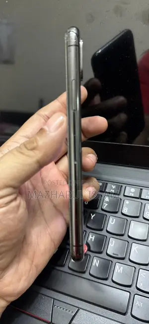 অ্যাপল আইফোন এক্সএস ৬৪ জিবি ব্ল্যাক
