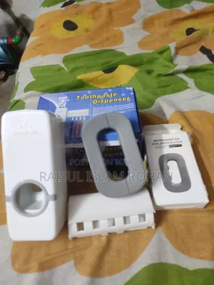 Fridge Lock Auto Paste Holder