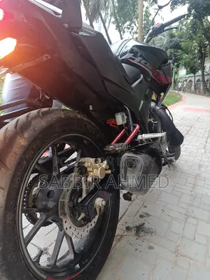 New Honda Hornet 2025 Gray