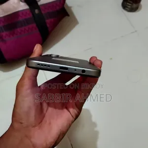 New Realme C100i 64 GB Bronze