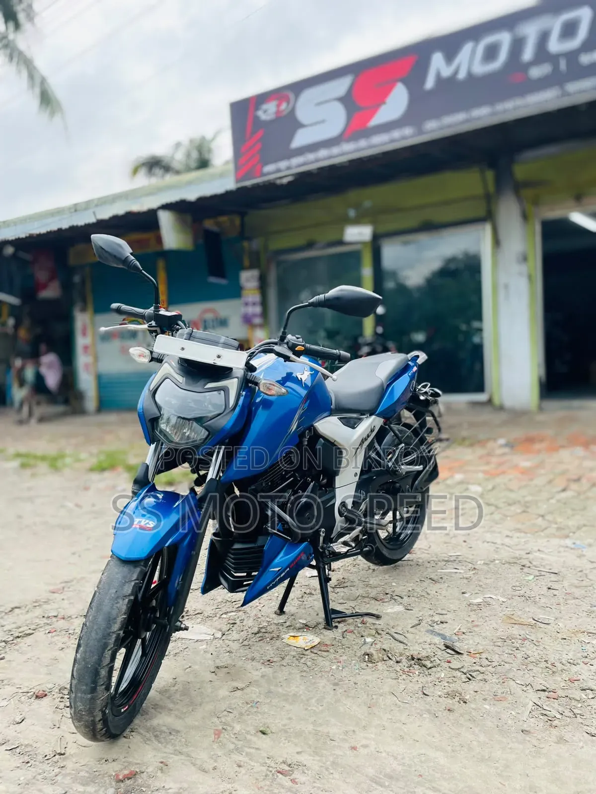 TVS Apache RTR 160 4V 2022 Blue