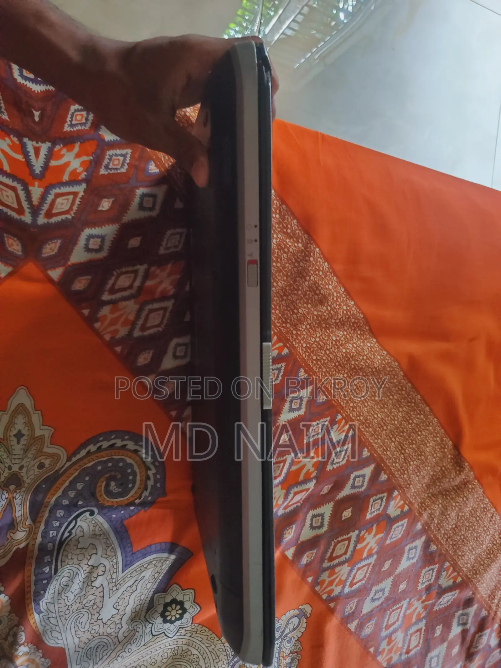 ল্যাপটপ ডেল ইন্সপায়রন ১৪ ১৬জিবি ইন্টেল কোর আই৭ এইচডিডি+এসএসডি ৫১২জিবি