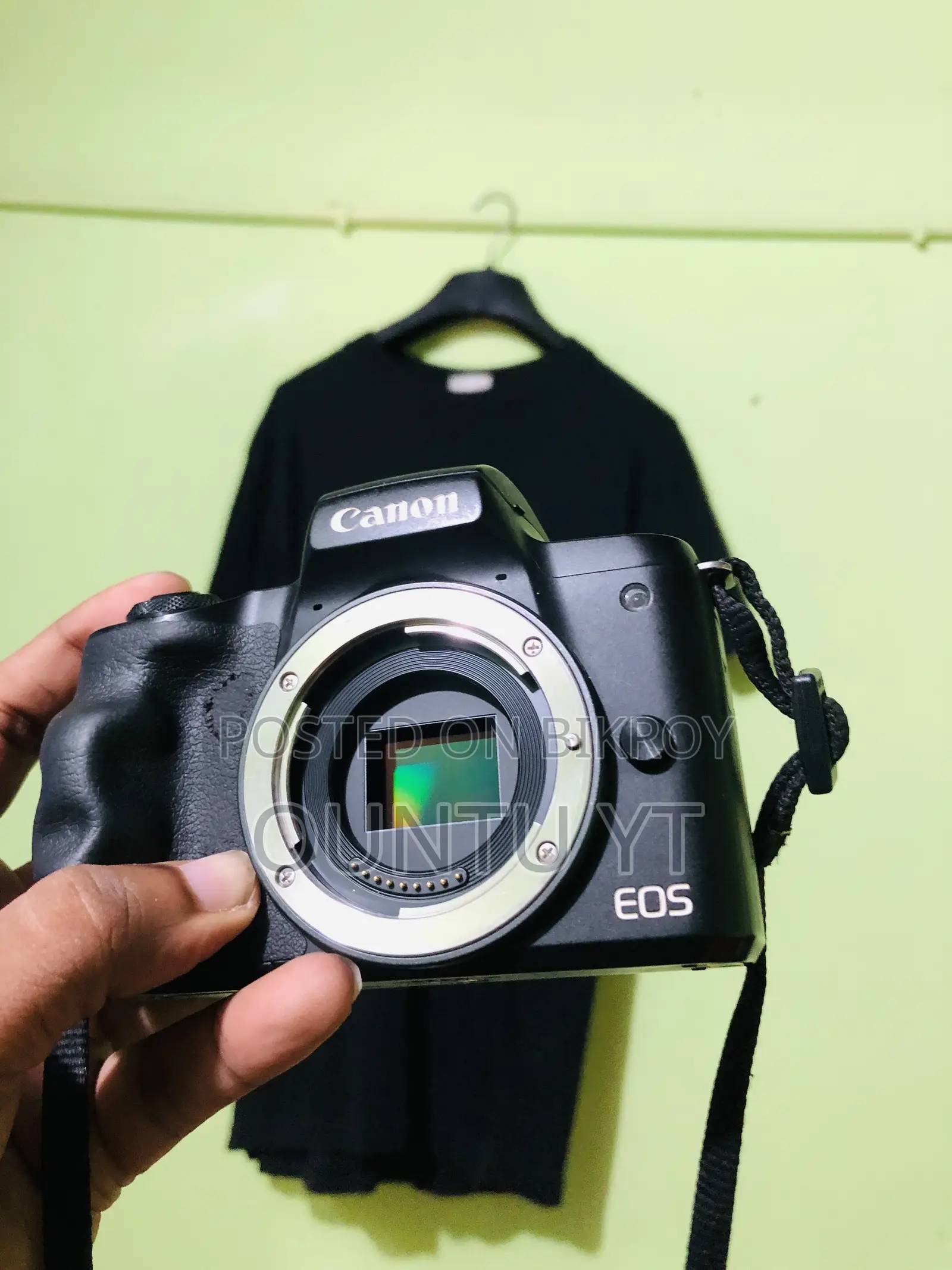 ক্যানন এম৫০ (মিররলেস)