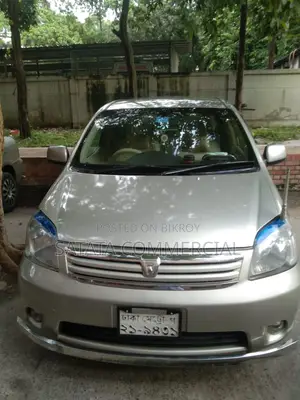 Toyota Raum 1.5 AWD 2004 Beige