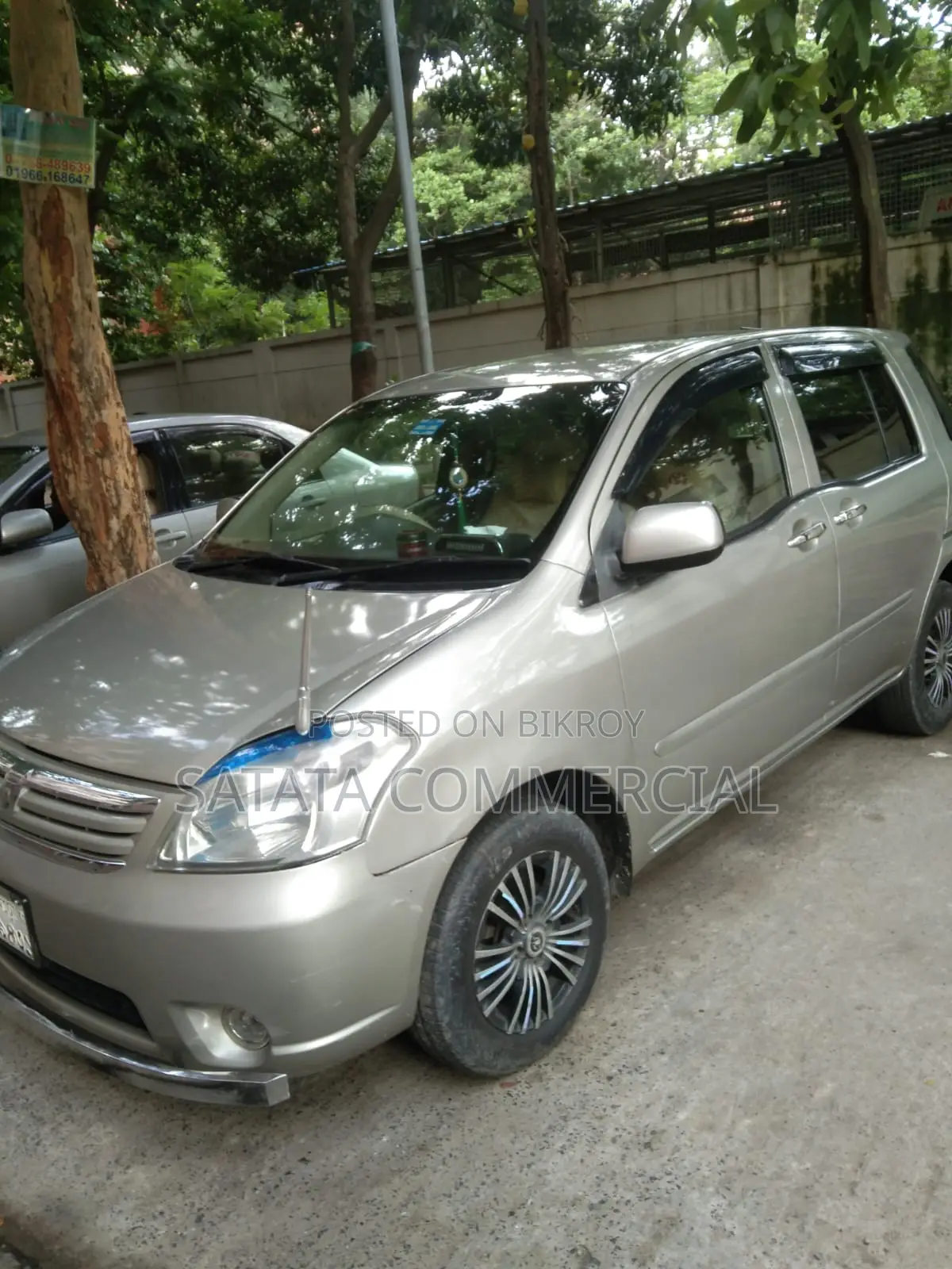 Toyota Raum 1.5 AWD 2004 Beige