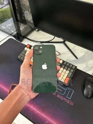 New Apple iPhone 13 128 GB Green