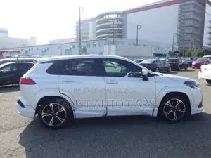 Toyota Corolla Cross 2022 Pearl