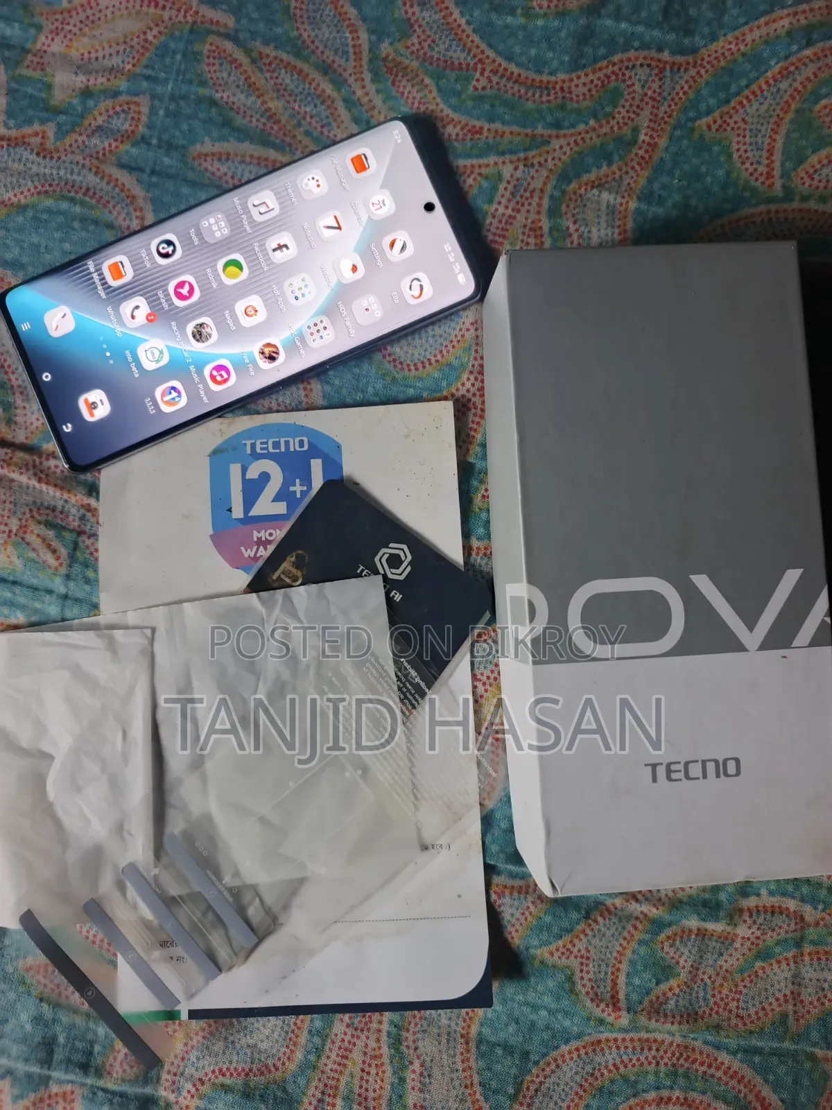 Tecno Pova Curve 256 GB Silver