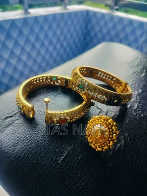 Bangles Ring