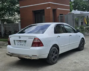 Toyota Corolla 2005 White