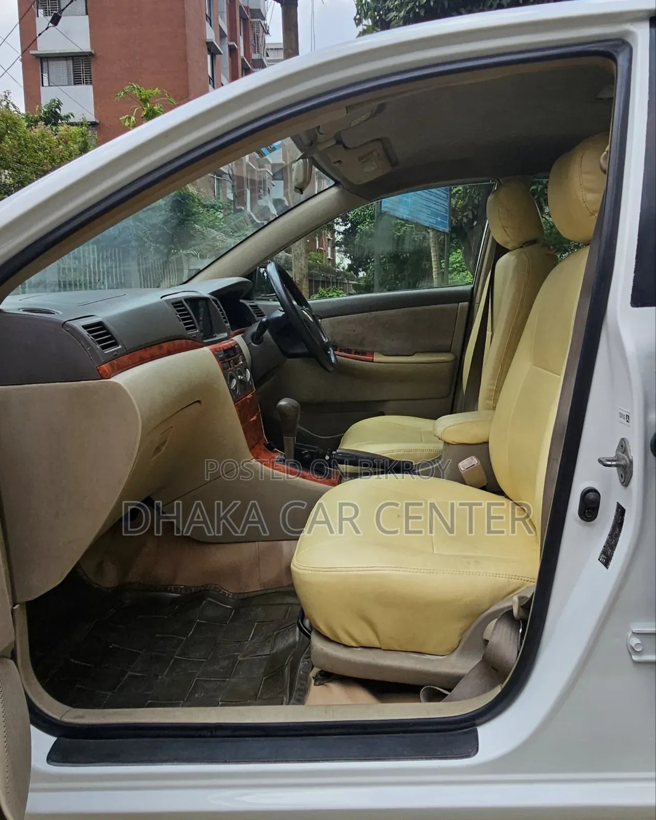 Toyota Corolla 2005 White