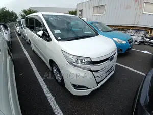 Toyota Noah 2021 Pearl