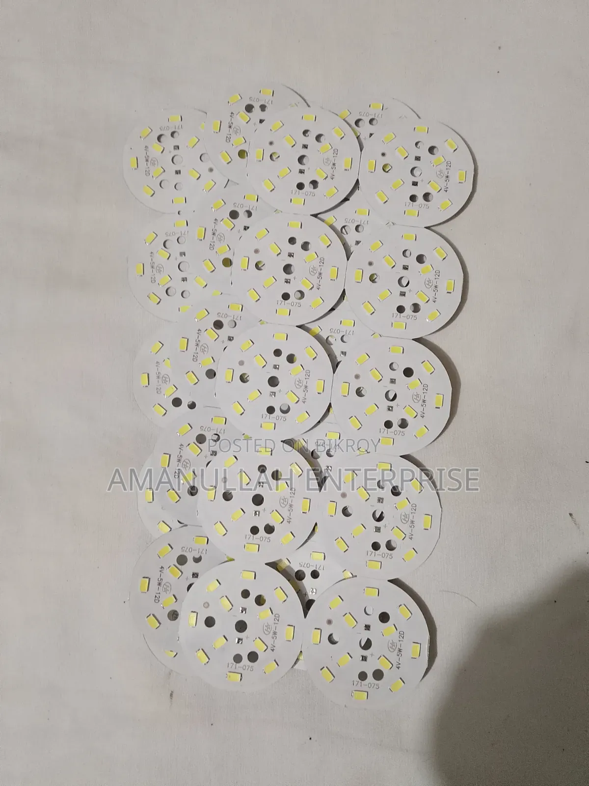 ৪ ভোল্ট ডিসি এলইডি প্লেট (২০ পিস)