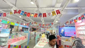 Bashundhara City Shopping Complex Shop for Sell