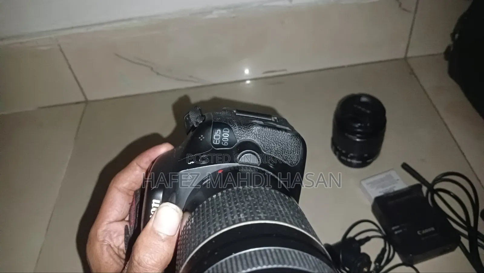 "Canon 600D Camera for Sale in Good Condition